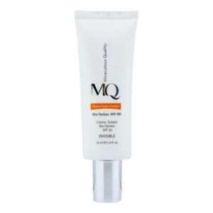 کرم ضدآفتاب ضدلک بی‌رنگ ام کیو SPF50 مناسب انواع پوست